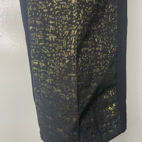 Women’s gold slack size medium - Picture 3 of 8